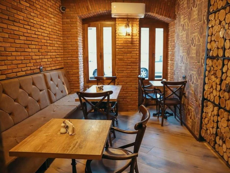 Epic Meidan Hotel 第比利斯 外观 照片