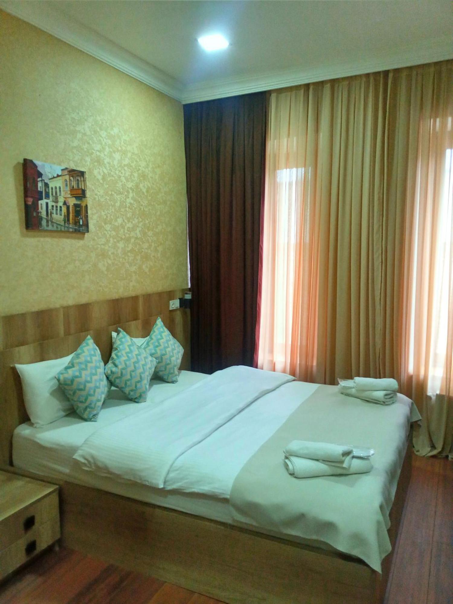 Epic Meidan Hotel 第比利斯 外观 照片