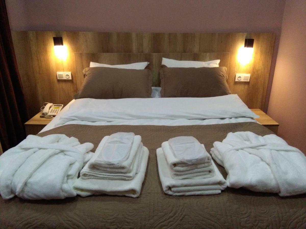 Epic Meidan Hotel 第比利斯 外观 照片