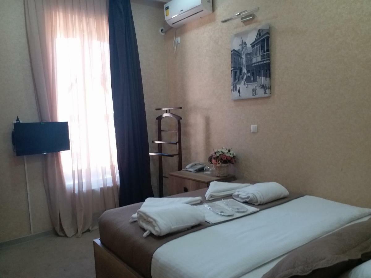 Epic Meidan Hotel 第比利斯 外观 照片