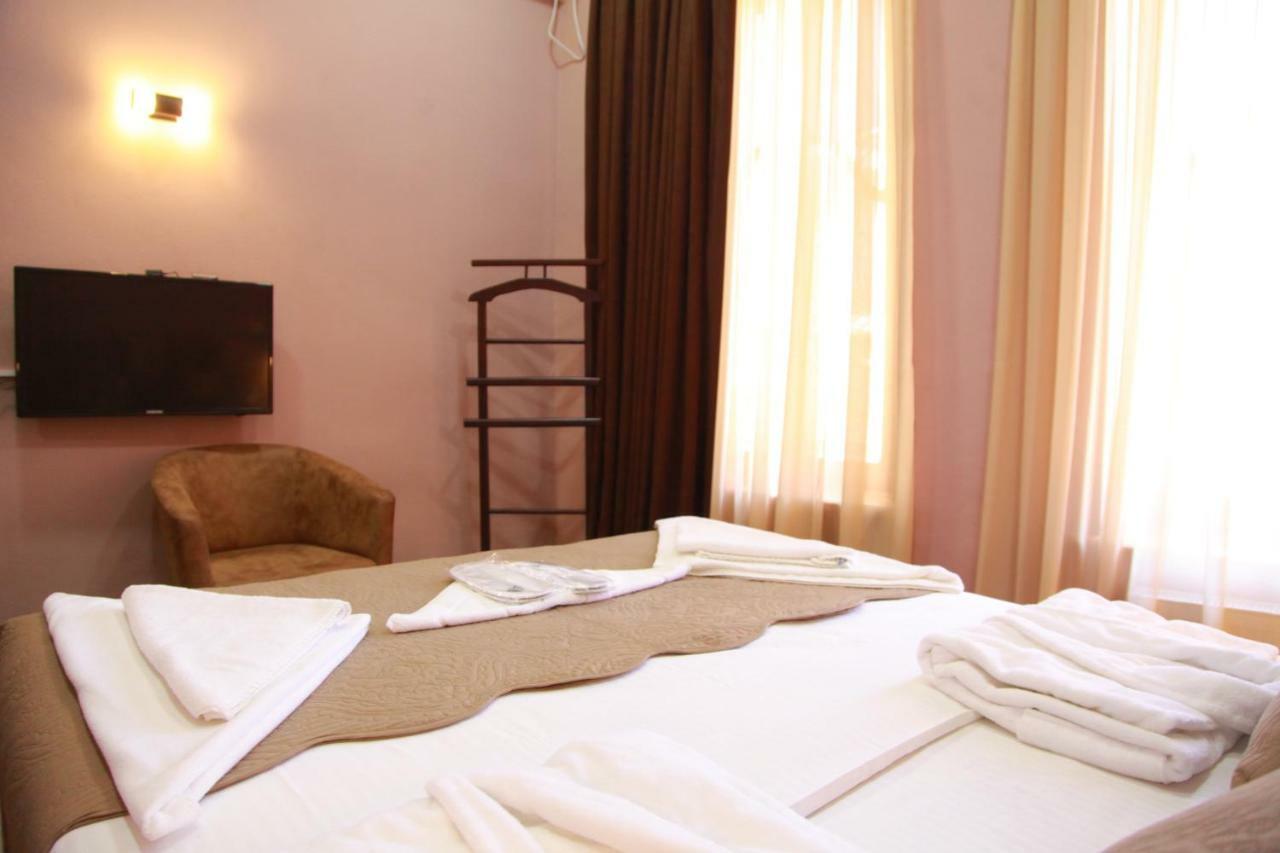 Epic Meidan Hotel 第比利斯 外观 照片