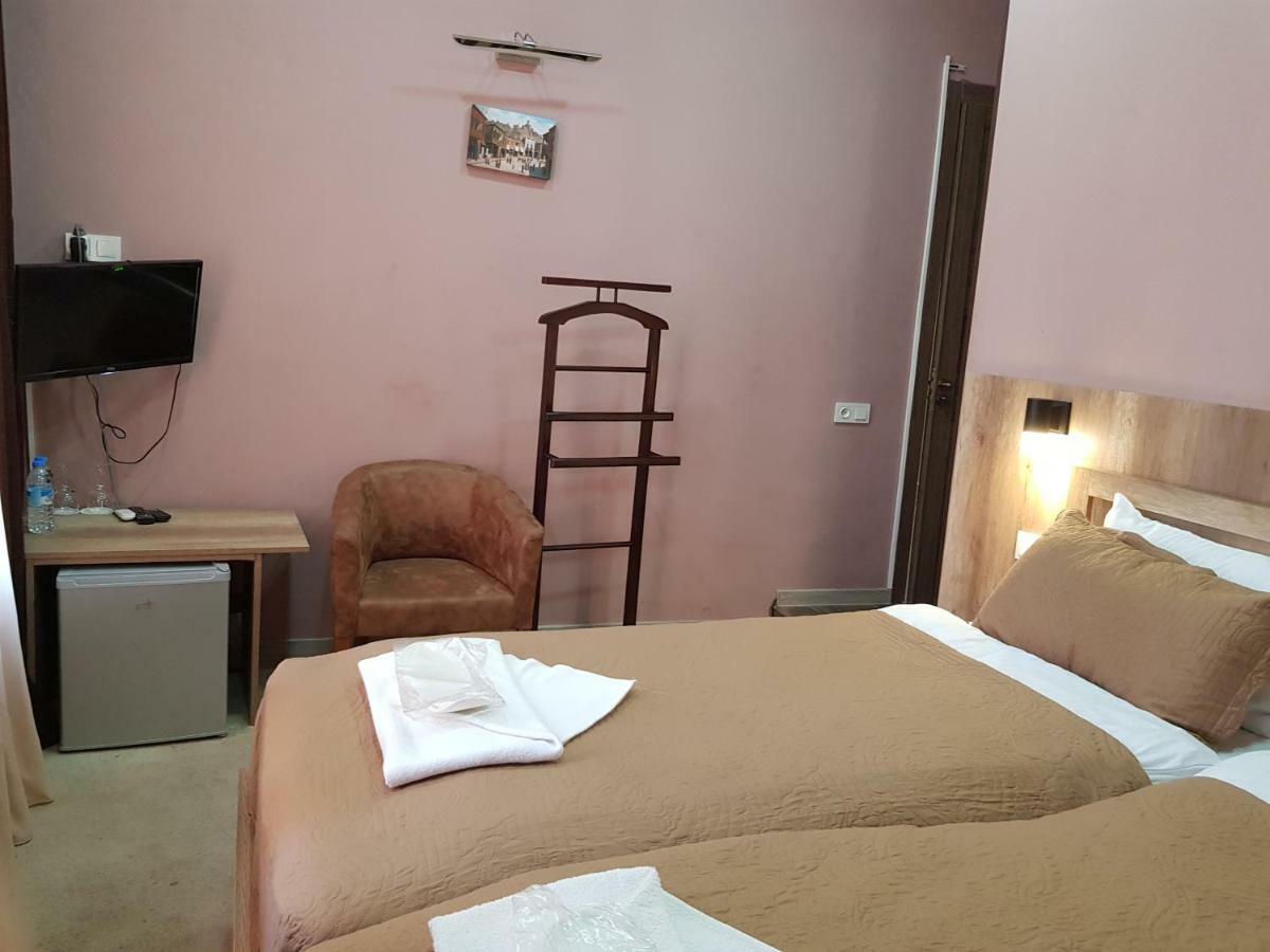 Epic Meidan Hotel 第比利斯 外观 照片